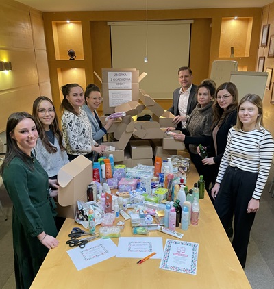 AQUILA wspiera 8. edycję Projektu Shoebox 