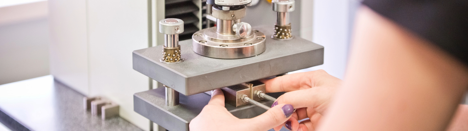 AQUILA Laboratories – testing of paper, corrugated board, and packaging